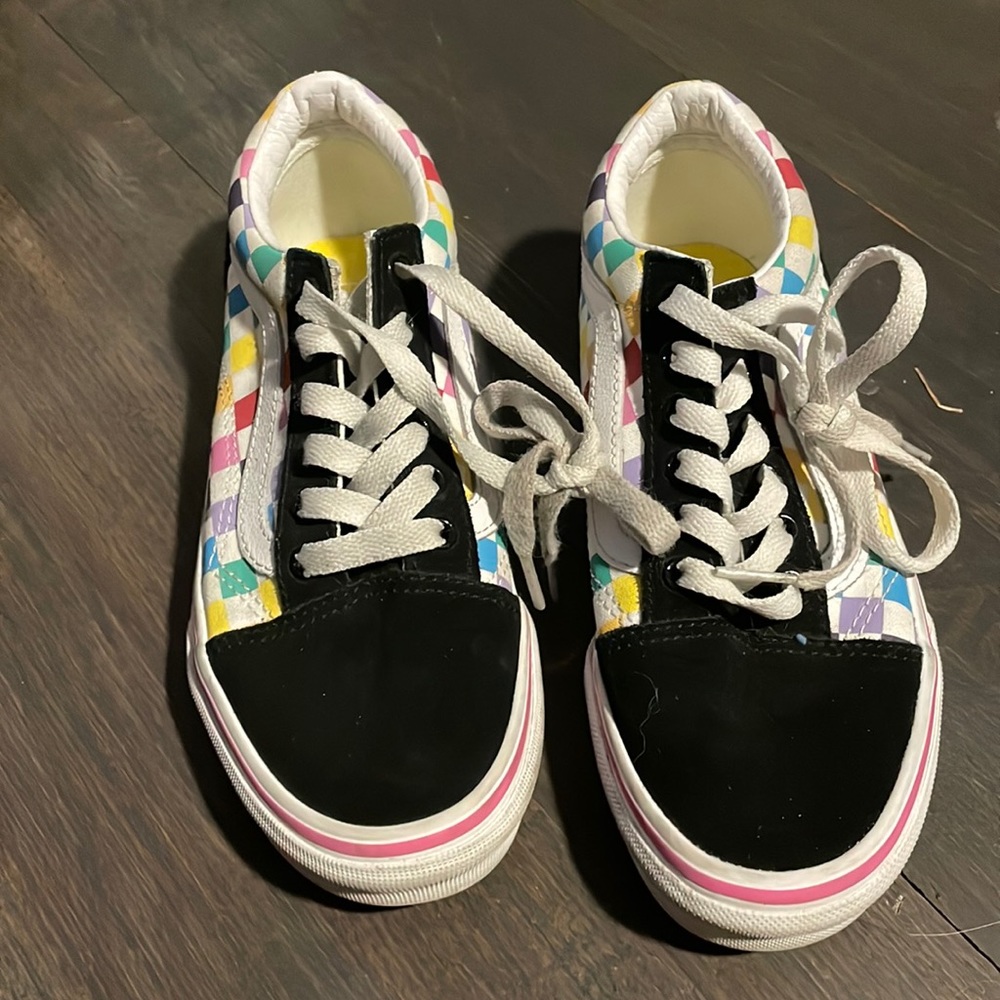 Girls vans